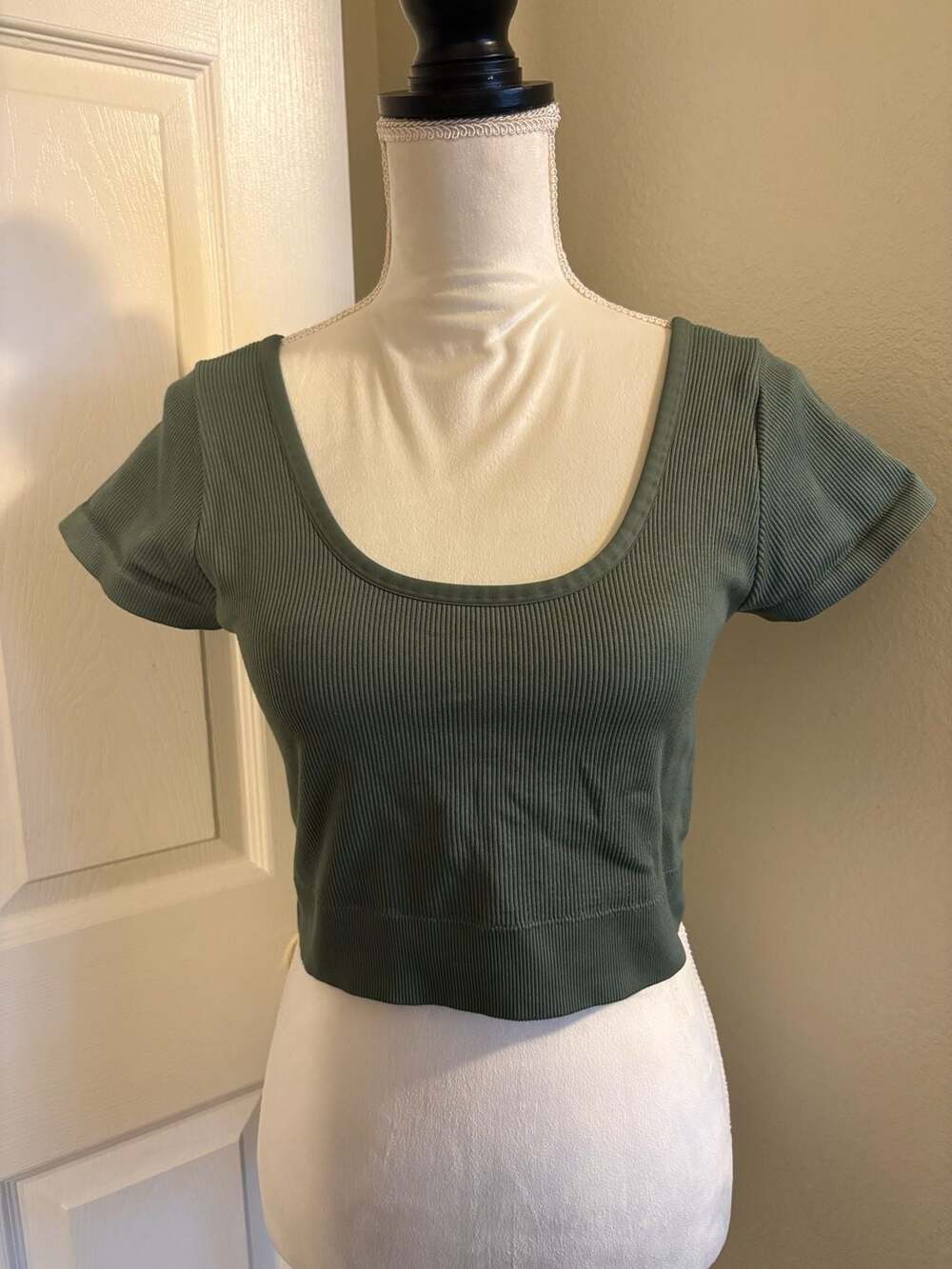 Aerie Green Ribbed Crop Top With Criss Cross Back
